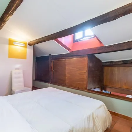 Manilio Ghetto Ancient Apartment *